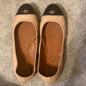 Tan and black coach flats size 9.5! Bought these back in 2018. Still great cond.